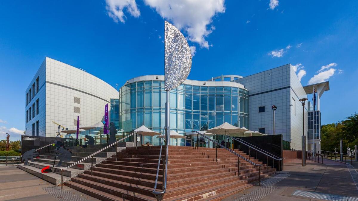 Eterno Ivica offre unicità al National Science e Technology Centre a Canberra