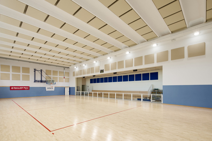 Phonolook Solution: the perfect solution for the acoustic comfort for the Gym of th Efrem Reatto School in Valdobbiadene